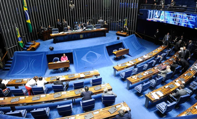 PDL que susta parte do decreto de armas entra na CCJ do Senado