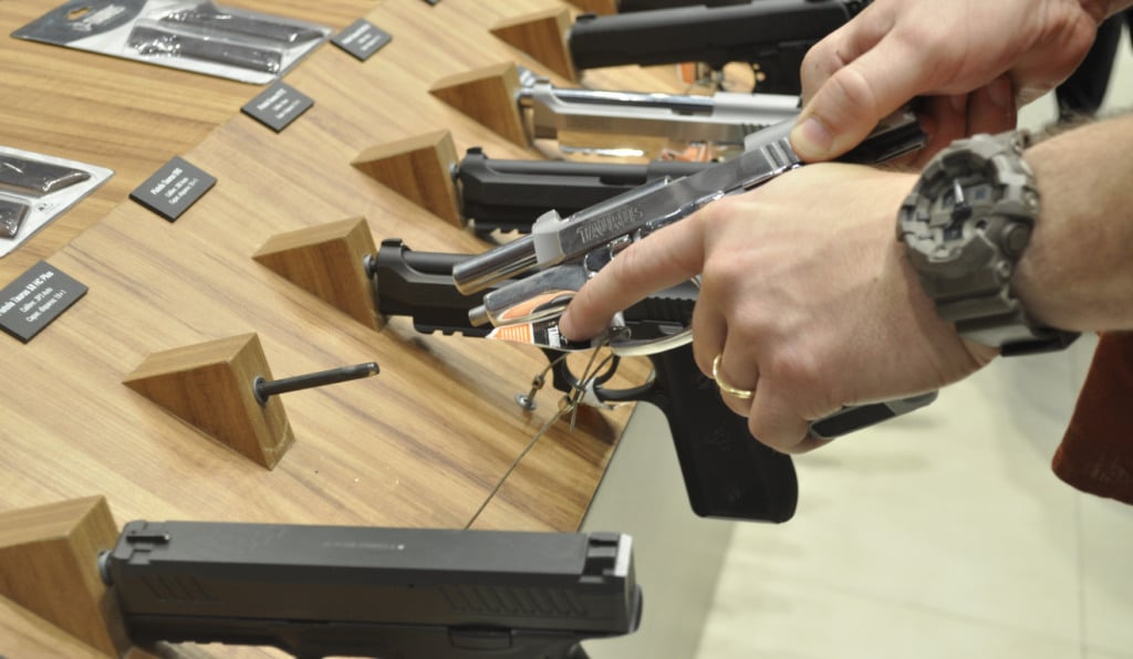 Os CACs não precisam fazer habitualidade com arma própria, segundo a PF Os CACs não precisam fazer habitualidade com arma própria, segundo a PF