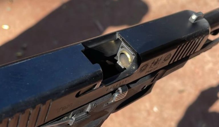 Glock com munição Aguila